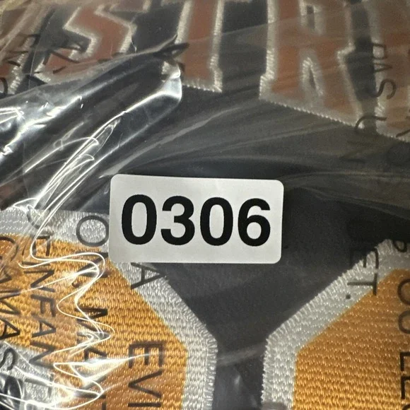 NWT Boston Bruins David Pastrnak #88 NHL Hockey Jersey Youth Kids L/XL $120 (1)
